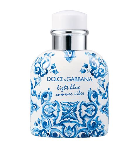 dolce gabbana light blue es de hombre o mujer|light blue aftershave for men.